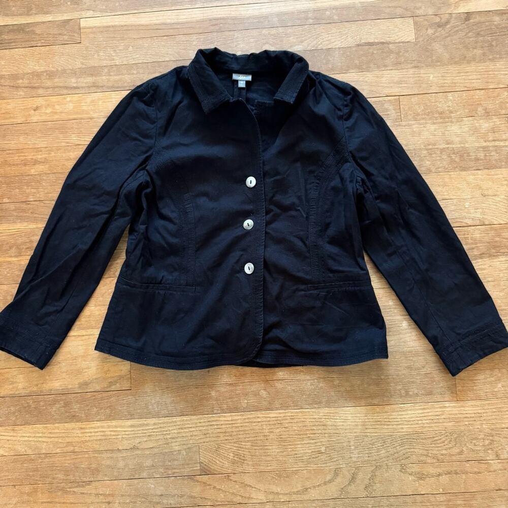 J. Jill black three button jacket size 18
 b23